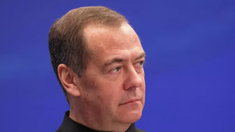 Ông Medvedev cảnh báo hậu quả nếu Armenia cắt đứt quan hệ với Nga