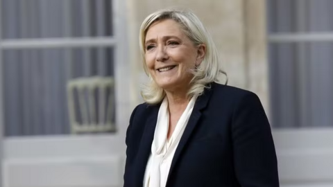 Thăm dò tiết lộ bà Le Pen dẫn đầu cuộc đua Tổng thống Pháp