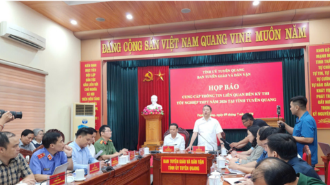 Bộ Giáo dục và Đào tạo chưa quyết định việc thi lại môn Toán của học sinh THPT Chuyên Tuyên Quang
