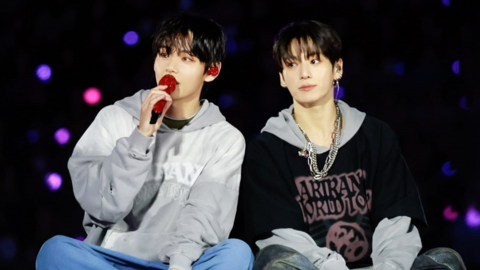 Podcast 14/08: Jungkook (BTS) lo lắng khi V tiết lộ một bên tai chỉ còn nghe khoảng 30%