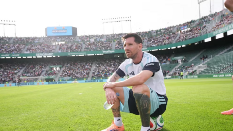 Lionel Messi sắp mua thêm câu lạc bộ hạng Nhì Tây Ban Nha