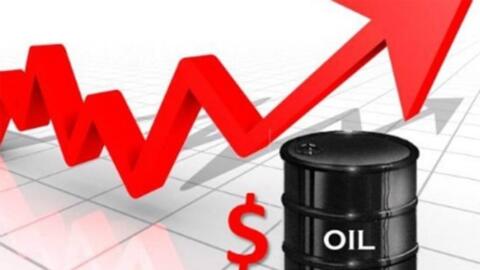 Giá xăng dầu hôm nay (10-9): Giá dầu thế giới vượt mốc 100 USD/thùng