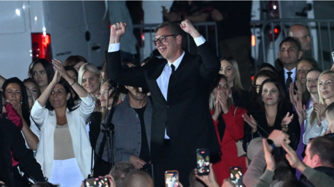 Tổng thống Serbia Aleksandar Vucic từ chức, ra tranh cử Thủ tướng