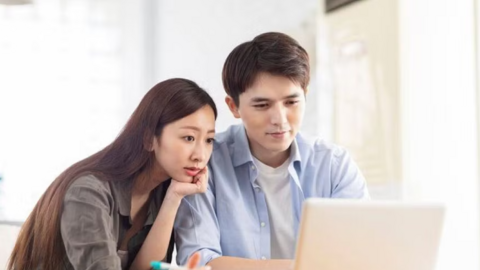 Nhận diện ‘ranh giới đỏ’ với đồng nghiệp khác giới nơi công sở