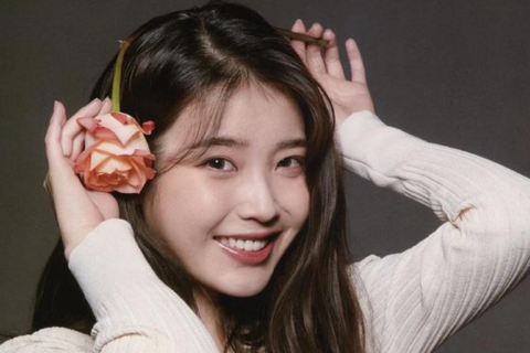 <a href="/ngam" title="Ngẫm" rel="dofollow">Ngẫm</a>