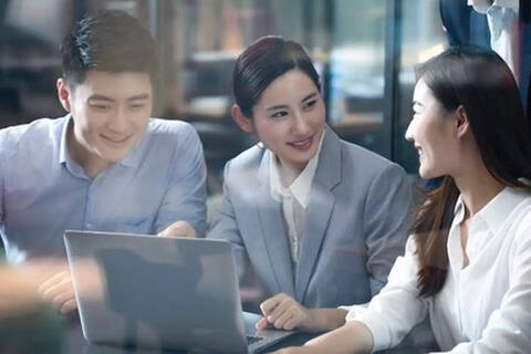 <a href="/ngam" title="Ngẫm" rel="dofollow">Ngẫm</a>