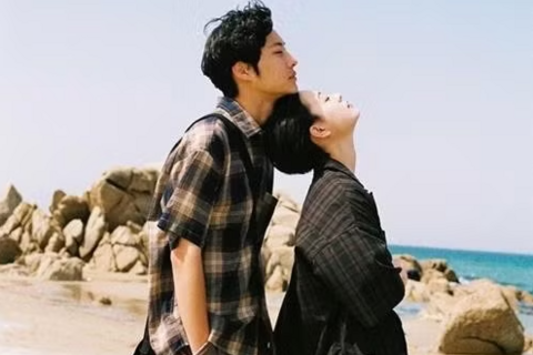 <a href="/ngam" title="Ngẫm" rel="dofollow">Ngẫm</a>