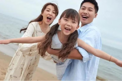 <a href="/ngam" title="Ngẫm" rel="dofollow">Ngẫm</a>