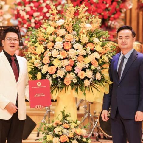 <a href="/gioi-tre" title="Giới trẻ" rel="dofollow">Giới trẻ</a>