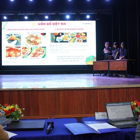 <a href="/khoi-nghiep" title="Khởi nghiệp" rel="dofollow">Khởi nghiệp</a>