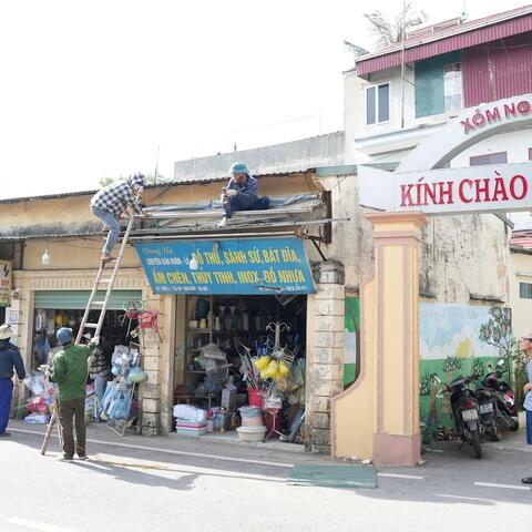 <a href="/tin-tong-hop" title="Tin tổng hợp" rel="dofollow">Tin tổng hợp</a>