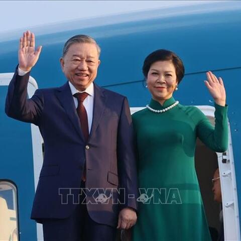 <a href="/tin-tong-hop" title="Tin tổng hợp" rel="dofollow">Tin tổng hợp</a>