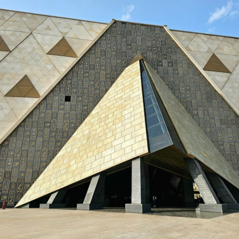 <a href="/kham-pha" title="Khám phá" rel="dofollow">Khám phá</a>