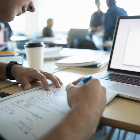 <a href="/hightech" title="Hightech" rel="dofollow">Hightech</a>