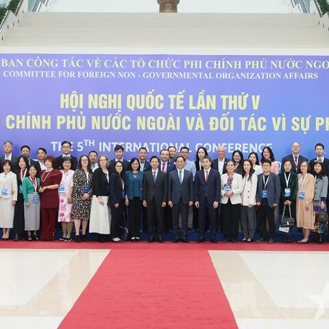 <a href="/tin-tong-hop" title="Tin tổng hợp" rel="dofollow">Tin tổng hợp</a>