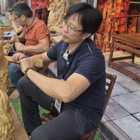 <a href="/kham-pha" title="Khám phá" rel="dofollow">Khám phá</a>