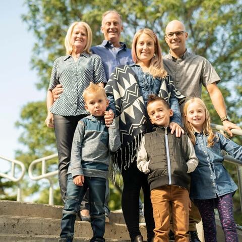 <a href="/kham-pha" title="Khám phá" rel="dofollow">Khám phá</a>