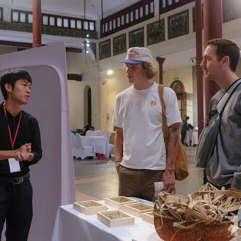 <a href="/khoi-nghiep" title="Khởi nghiệp" rel="dofollow">Khởi nghiệp</a>