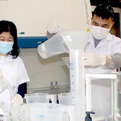 <a href="/hightech" title="Hightech" rel="dofollow">Hightech</a>