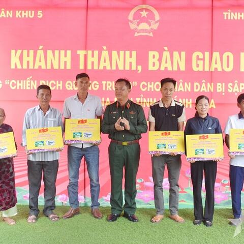 <a href="/tin-tong-hop" title="Tin tổng hợp" rel="dofollow">Tin tổng hợp</a>