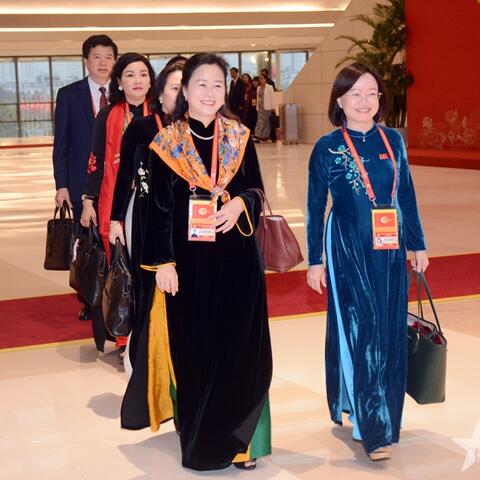 <a href="/tin-tong-hop" title="Tin tổng hợp" rel="dofollow">Tin tổng hợp</a>