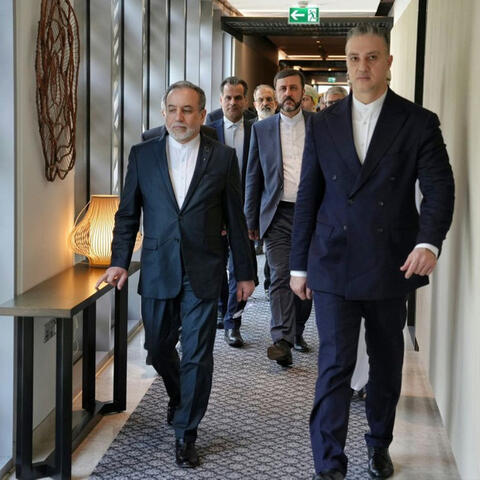 <a href="/tin-tong-hop" title="Tin tổng hợp" rel="dofollow">Tin tổng hợp</a>