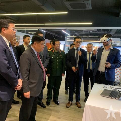 <a href="/hightech" title="Hightech" rel="dofollow">Hightech</a>