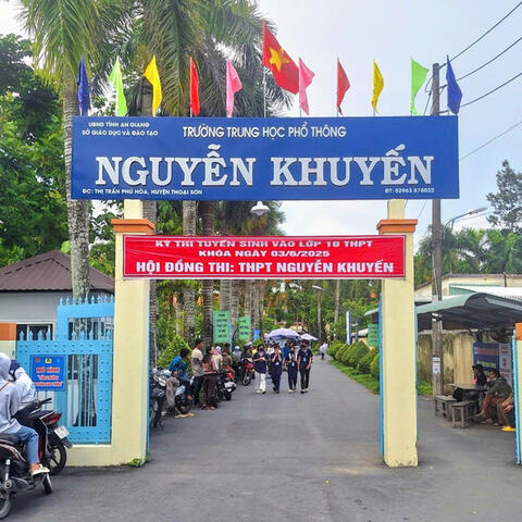 <a href="/doi-song" title="Đời sống" rel="dofollow">Đời sống</a>