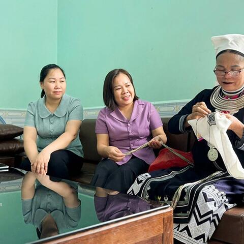 <a href="/khoi-nghiep" title="Khởi nghiệp" rel="dofollow">Khởi nghiệp</a>