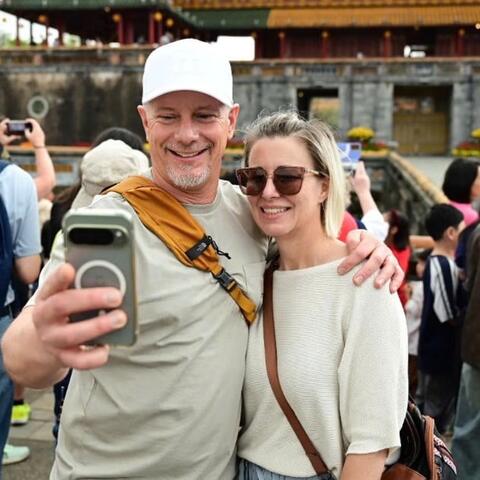 <a href="/kham-pha" title="Khám phá" rel="dofollow">Khám phá</a>