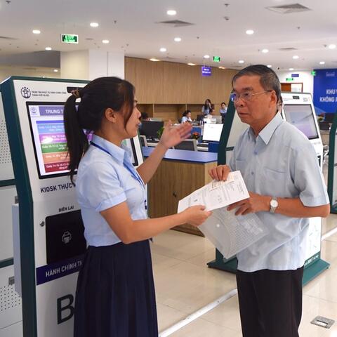 <a href="/tin-tong-hop" title="Tin tổng hợp" rel="dofollow">Tin tổng hợp</a>