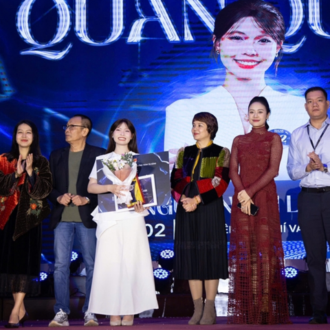 <a href="/gioi-tre" title="Giới trẻ" rel="dofollow">Giới trẻ</a>