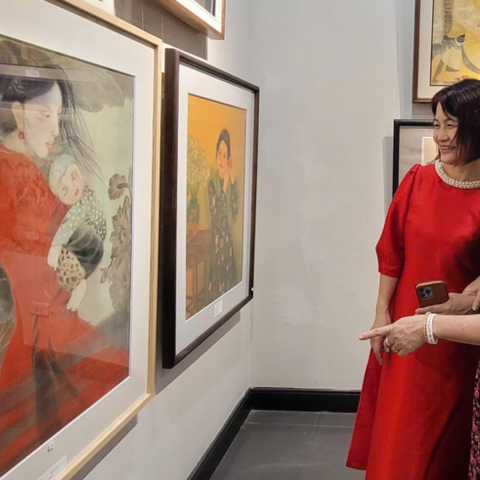 <a href="/kham-pha" title="Khám phá" rel="dofollow">Khám phá</a>