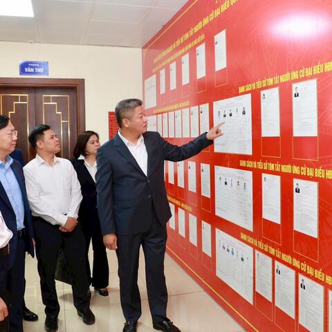 <a href="/tin-tong-hop" title="Tin tổng hợp" rel="dofollow">Tin tổng hợp</a>