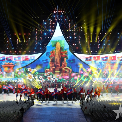 <a href="/kham-pha" title="Khám phá" rel="dofollow">Khám phá</a>