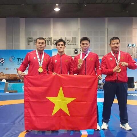 <a href="/the-thao" title="Thể thao" rel="dofollow">Thể thao</a>