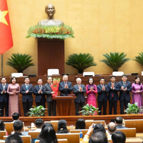 <a href="/tin-tong-hop" title="Tin tổng hợp" rel="dofollow">Tin tổng hợp</a>