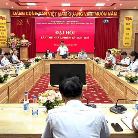 <a href="/tin-tong-hop" title="Tin tổng hợp" rel="dofollow">Tin tổng hợp</a>