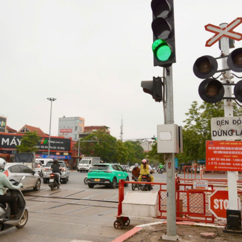 <a href="/tin-tong-hop" title="Tin tổng hợp" rel="dofollow">Tin tổng hợp</a>