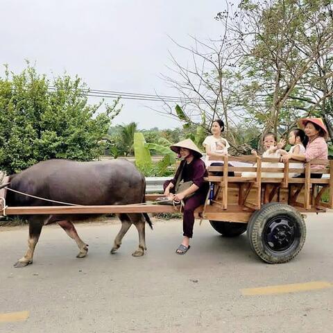 <a href="/kham-pha" title="Khám phá" rel="dofollow">Khám phá</a>