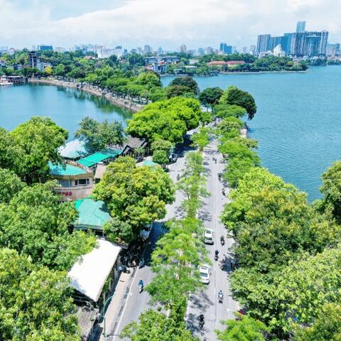 <a href="/kham-pha" title="Khám phá" rel="dofollow">Khám phá</a>