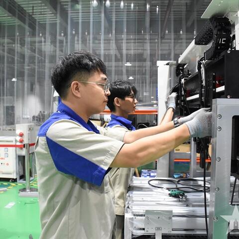 <a href="/kinh-te-247" title="Kinh tế 247" rel="dofollow">Kinh tế 247</a>