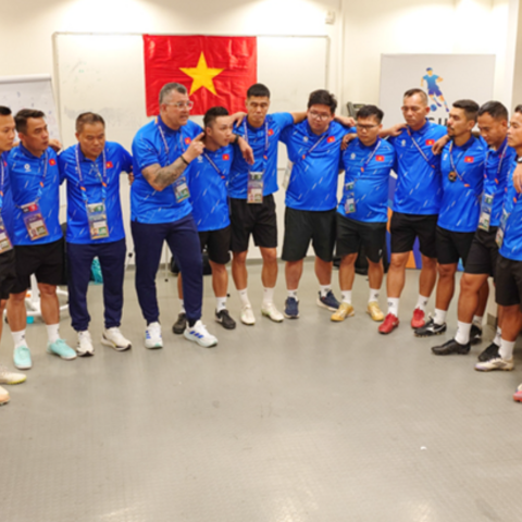 <a href="/the-thao" title="Thể thao" rel="dofollow">Thể thao</a>
