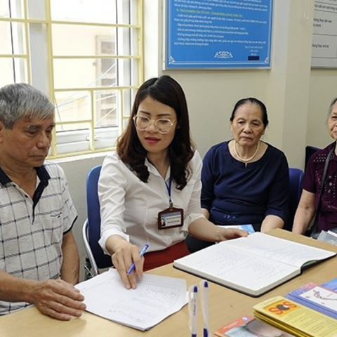 <a href="/tin-tong-hop" title="Tin tổng hợp" rel="dofollow">Tin tổng hợp</a>