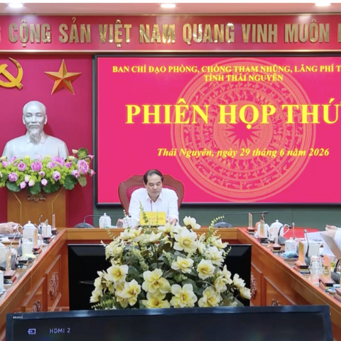 <a href="/tin-tong-hop" title="Tin tổng hợp" rel="dofollow">Tin tổng hợp</a>