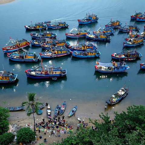 <a href="/gioi-tre" title="Giới trẻ" rel="dofollow">Giới trẻ</a>