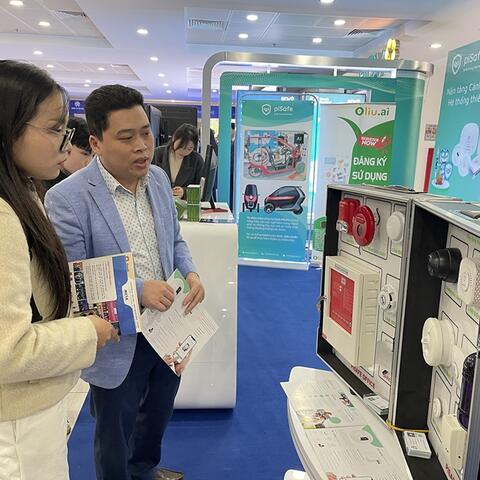 <a href="/kinh-te-247" title="Kinh tế 247" rel="dofollow">Kinh tế 247</a>
