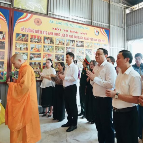 <a href="/tin-tong-hop" title="Tin tổng hợp" rel="dofollow">Tin tổng hợp</a>