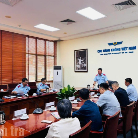 <a href="/tin-tong-hop" title="Tin tổng hợp" rel="dofollow">Tin tổng hợp</a>