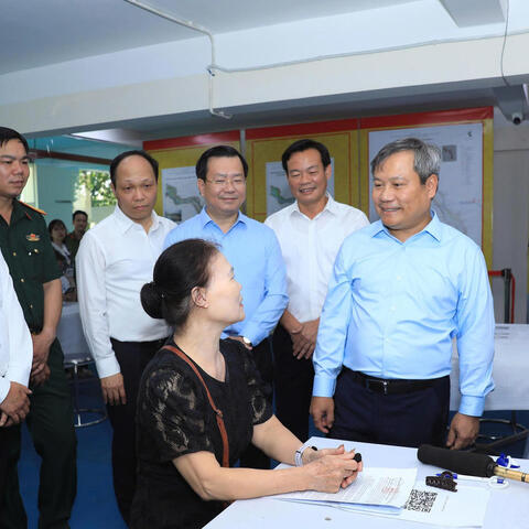 <a href="/tin-tong-hop" title="Tin tổng hợp" rel="dofollow">Tin tổng hợp</a>
